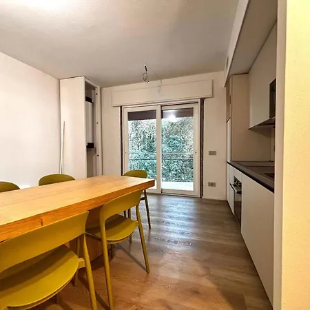 Apartament In 54758 *